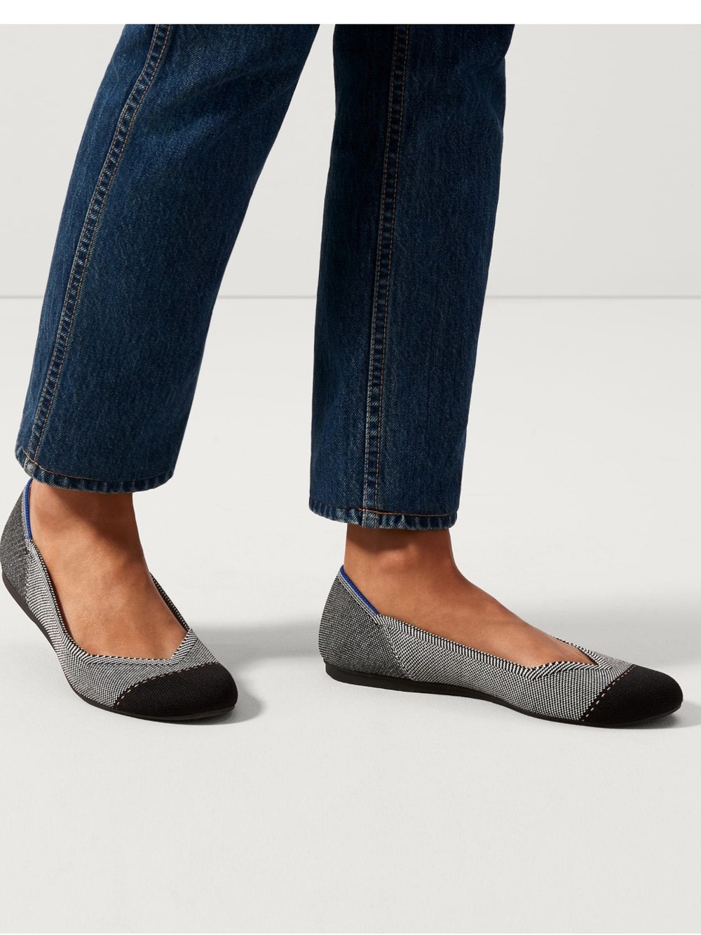 Rothy's The flat Round women size 7 Cap-Toe Ballet Flats in Gray and Black - Picture 1 of 8